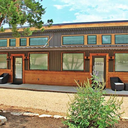 Green Acres Cottages - New Braunfels Suite Wimberley Buitenkant foto