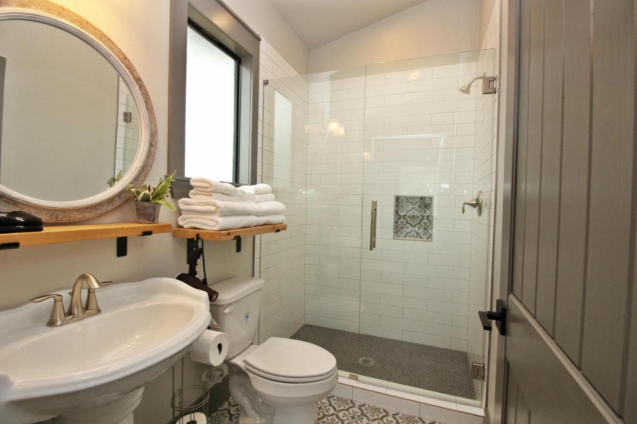 Green Acres Cottages - New Braunfels Suite Wimberley Buitenkant foto